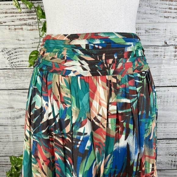 Studio West Apparel Skirt size Large Coral Green Floral Tropical Knee Hawaiian - Picture 5 of 13